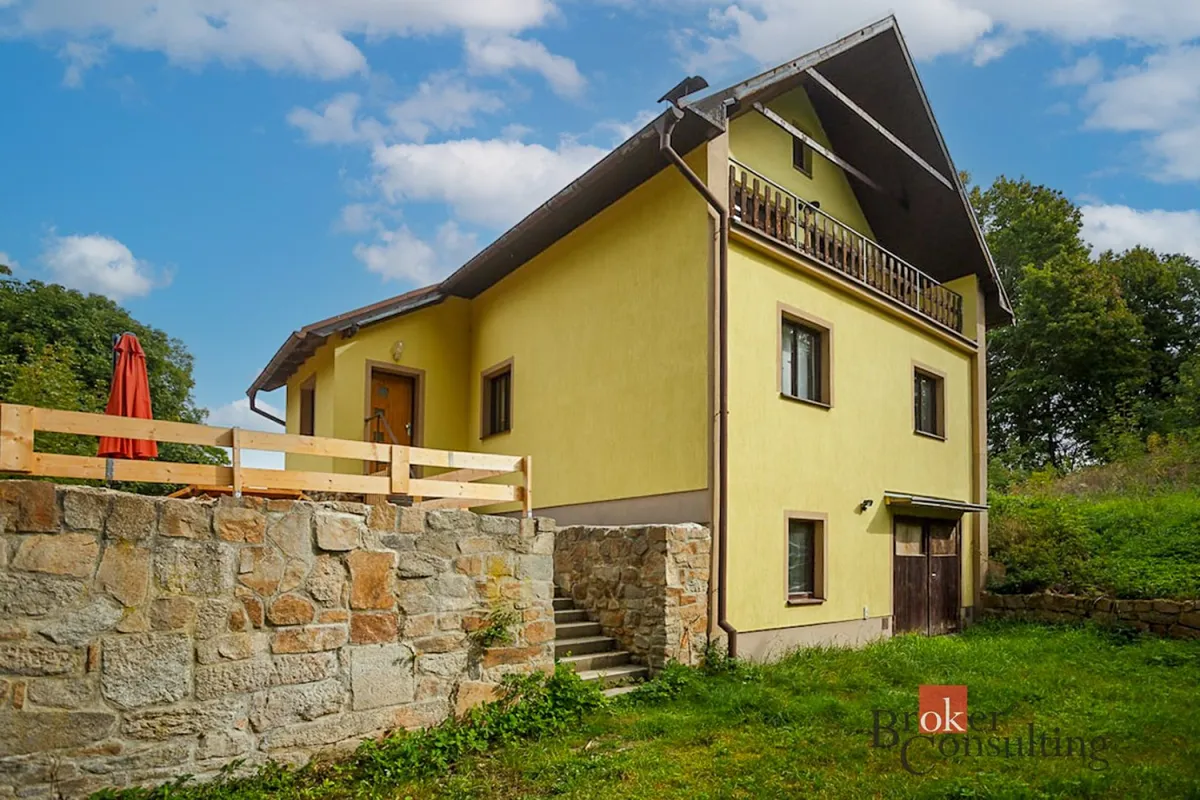 Prodej rodinného domu 150 m², pozemek 385 m²
